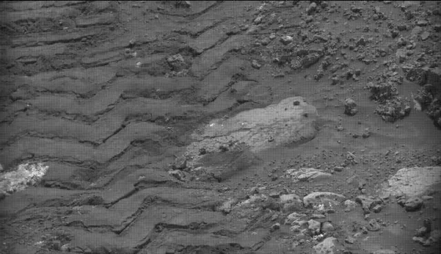 Sol 4202: Mast Camera (Mastcam)