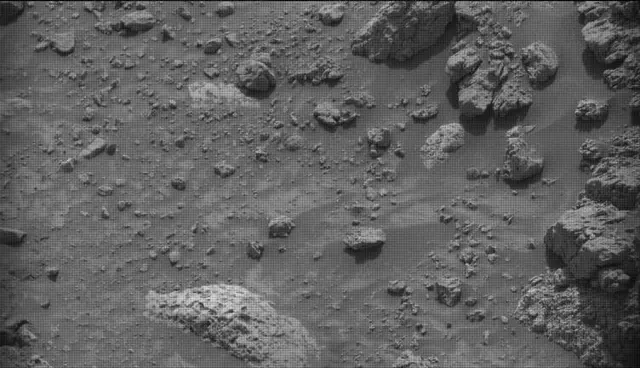 Sol 4202: Mast Camera (Mastcam)