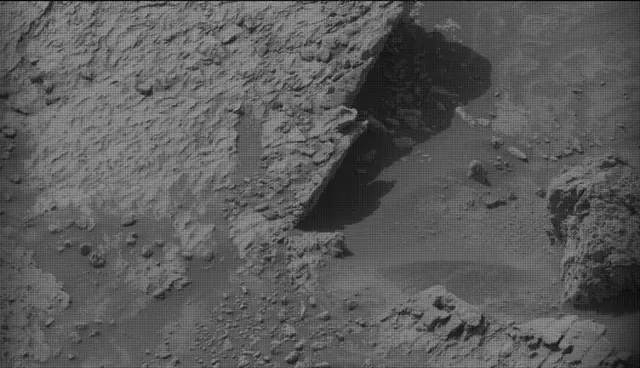 Sol 4202: Mast Camera (Mastcam)