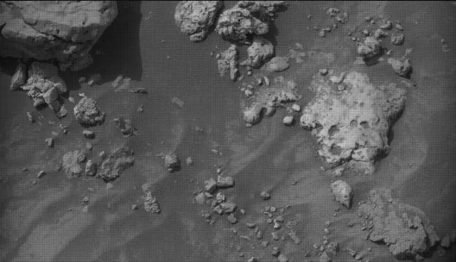 Sol 4202: Mast Camera (Mastcam)