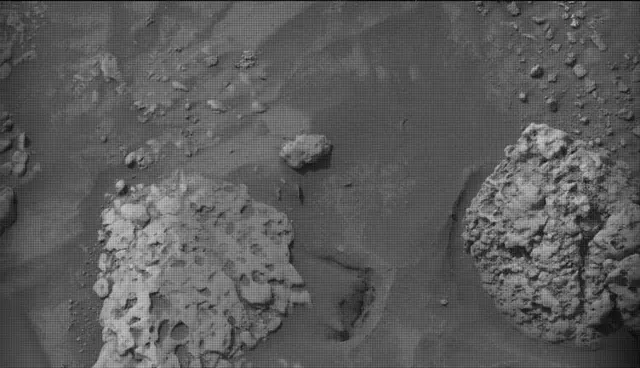 Sol 4202: Mast Camera (Mastcam)