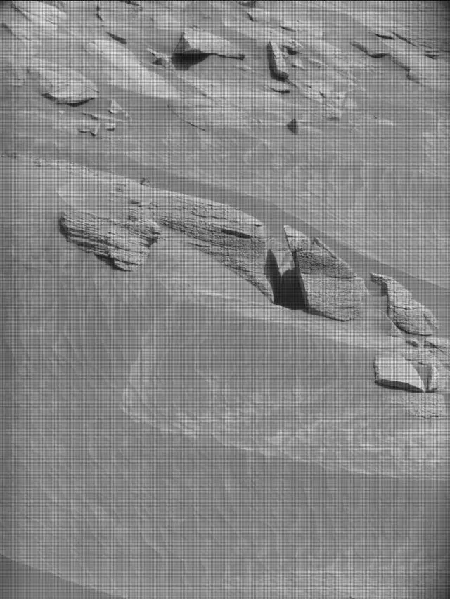 Sol 4202: Mast Camera (Mastcam)