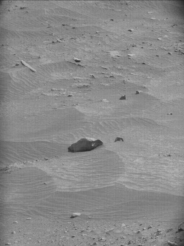 Sol 4202: Mast Camera (Mastcam)