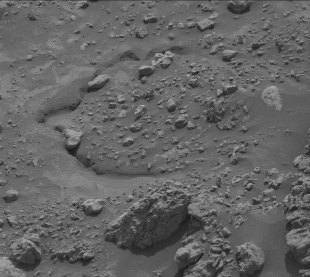 Sol 4202: Mast Camera (Mastcam)