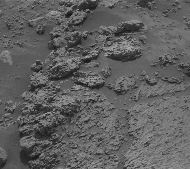 Sol 4202: Mast Camera (Mastcam)