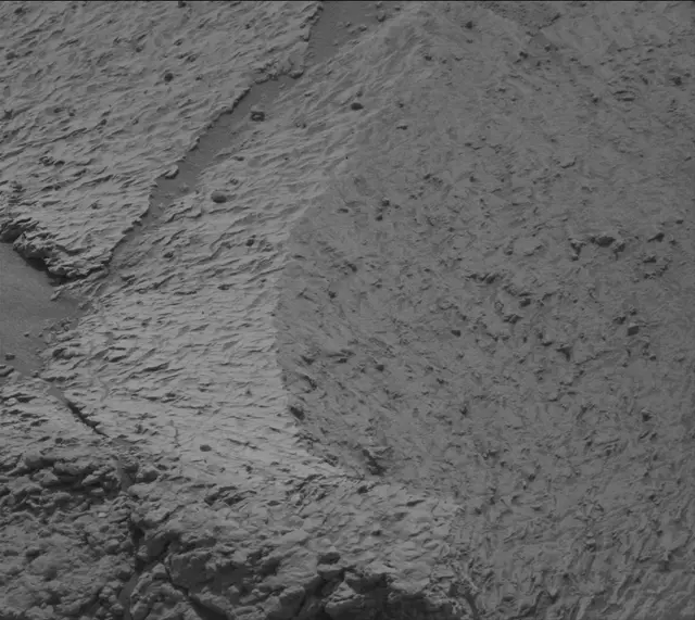 Sol 4202: Mast Camera (Mastcam)