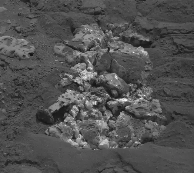 Sol 4202: Mast Camera (Mastcam)