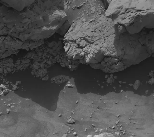 Sol 4202: Mast Camera (Mastcam)