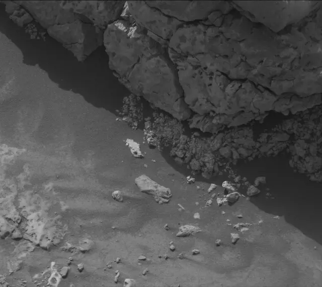 Sol 4202: Mast Camera (Mastcam)