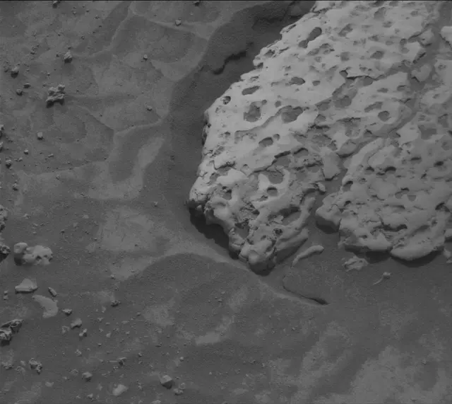 Sol 4202: Mast Camera (Mastcam)