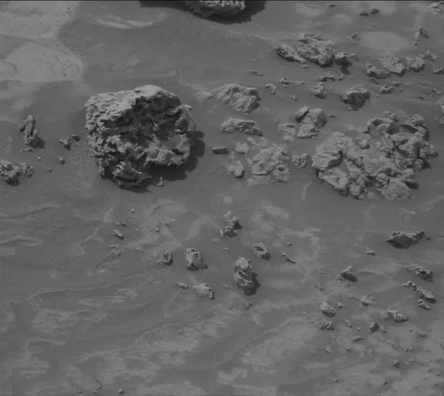 Sol 4202: Mast Camera (Mastcam)