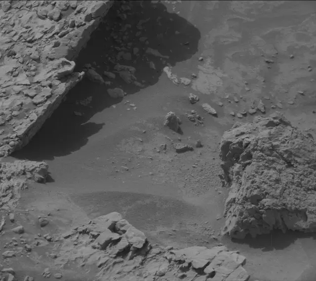 Sol 4202: Mast Camera (Mastcam)