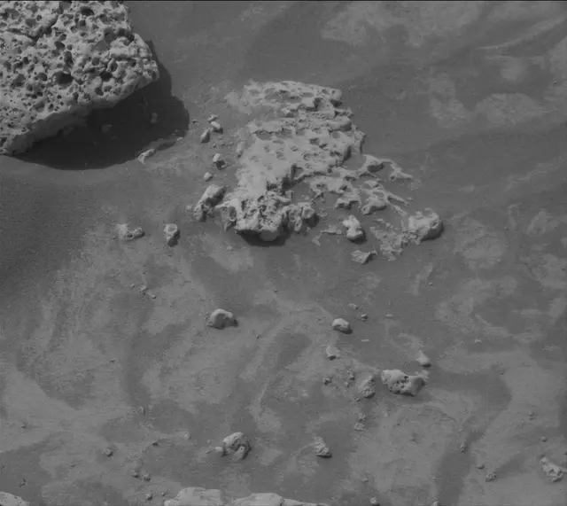 Sol 4202: Mast Camera (Mastcam)