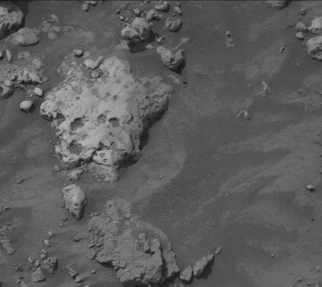 Sol 4202: Mast Camera (Mastcam)