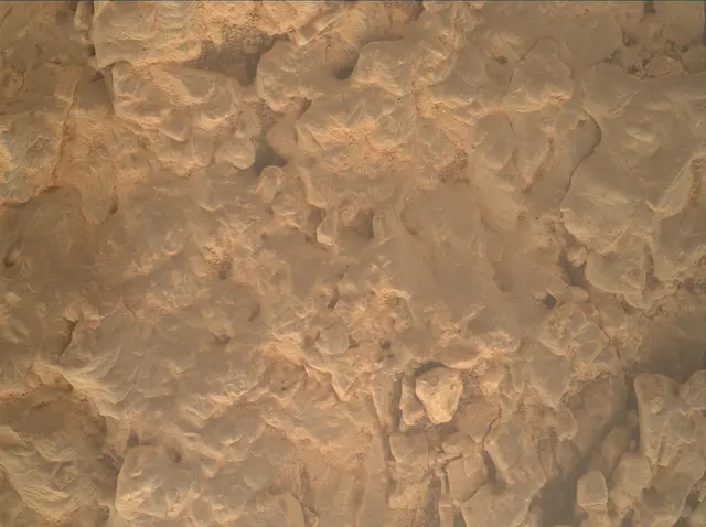 Sol 4202: Mars Hand Lens Imager (MAHLI)