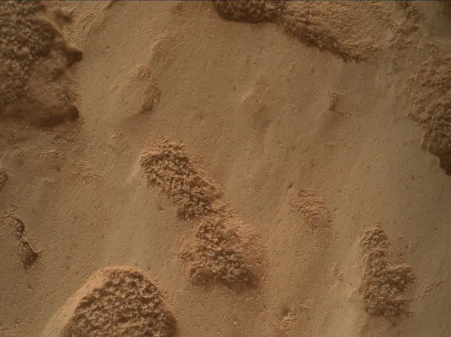 Sol 4202: Mars Hand Lens Imager (MAHLI)