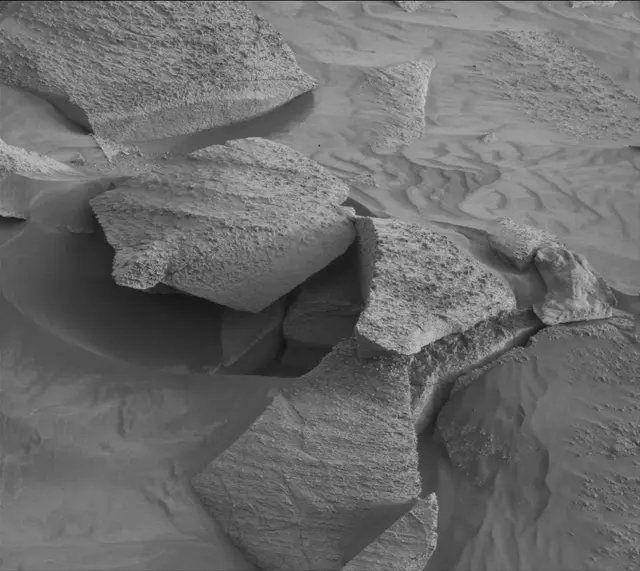 Sol 4205: Mast Camera (Mastcam)