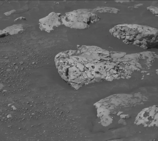 Sol 4205: Mast Camera (Mastcam)
