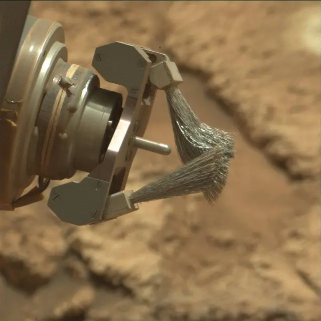 Sol 4205: Mast Camera (Mastcam)