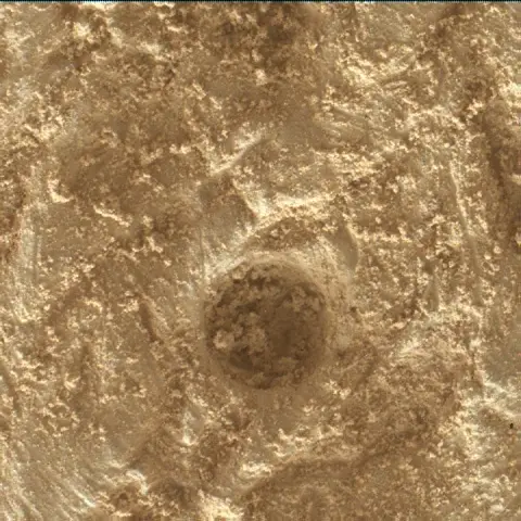 Sol 4205: Mars Hand Lens Imager (MAHLI)