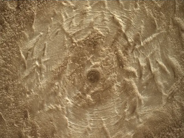 Sol 4205: Mars Hand Lens Imager (MAHLI)