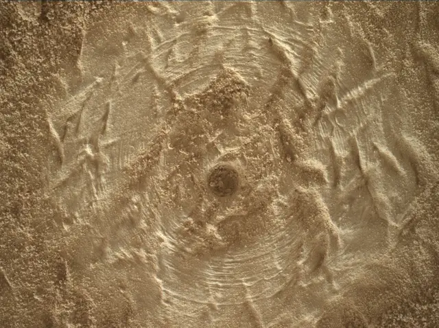 Sol 4205: Mars Hand Lens Imager (MAHLI)
