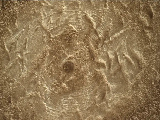 Sol 4205: Mars Hand Lens Imager (MAHLI)