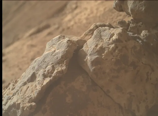 Sol 4205: Mars Hand Lens Imager (MAHLI)