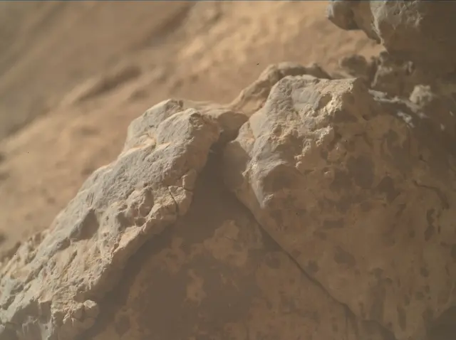 Sol 4205: Mars Hand Lens Imager (MAHLI)