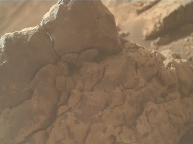 Sol 4205: Mars Hand Lens Imager (MAHLI)