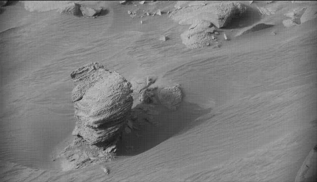 Sol 4206: Mast Camera (Mastcam)