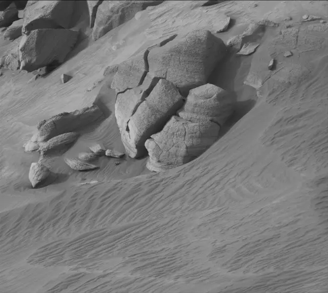 Sol 4206: Mast Camera (Mastcam)