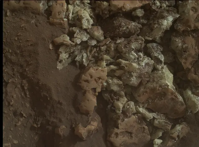 Sol 4207: Mars Hand Lens Imager (MAHLI)