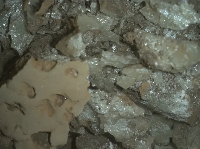 Sol 4207: Mars Hand Lens Imager (MAHLI)
