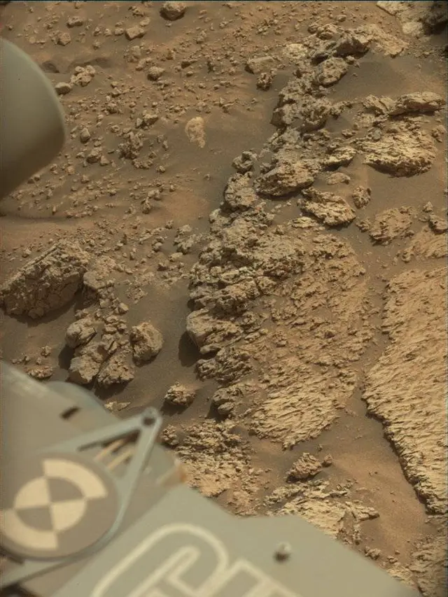 Sol 4210: Mast Camera (Mastcam)