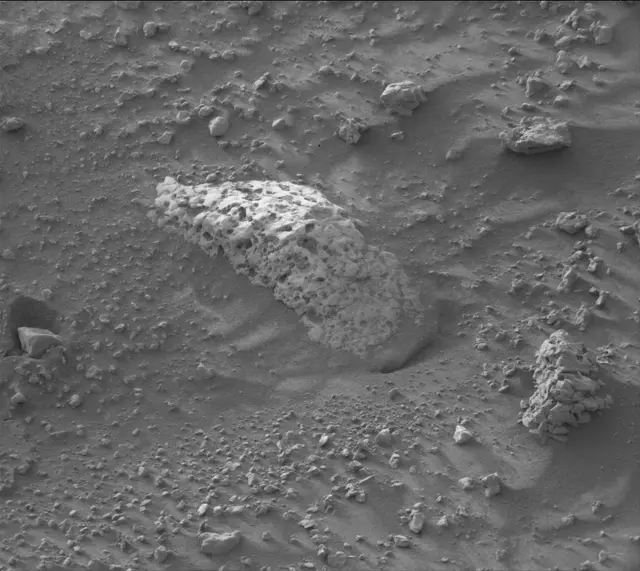 Sol 4210: Mast Camera (Mastcam)