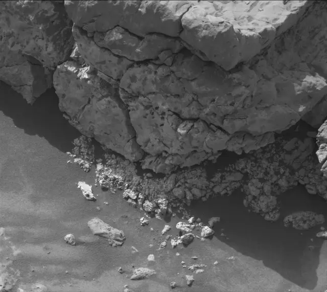 Sol 4210: Mast Camera (Mastcam)