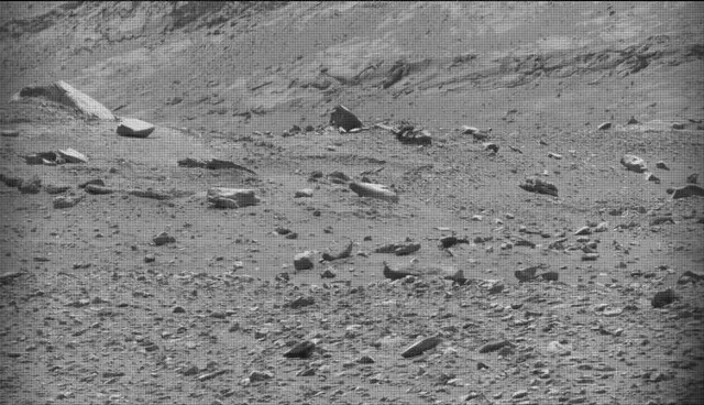 Sol 4213: Mast Camera (Mastcam)