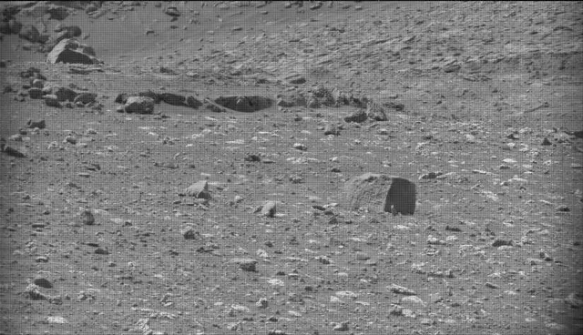 Sol 4213: Mast Camera (Mastcam)