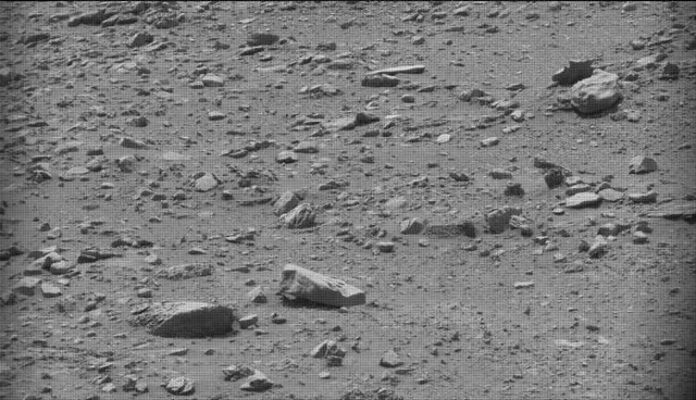 Sol 4213: Mast Camera (Mastcam)
