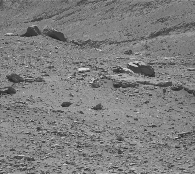 Sol 4213: Mast Camera (Mastcam)