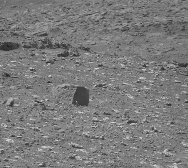 Sol 4213: Mast Camera (Mastcam)