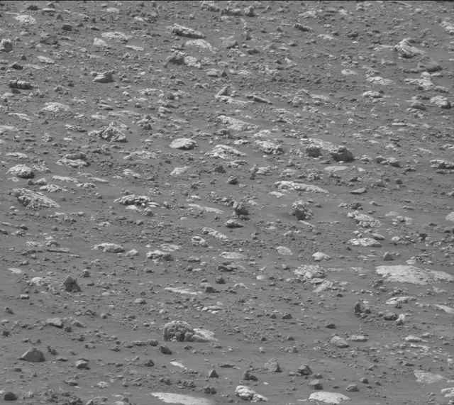 Sol 4213: Mast Camera (Mastcam)