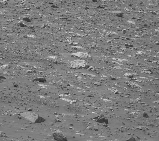 Sol 4213: Mast Camera (Mastcam)