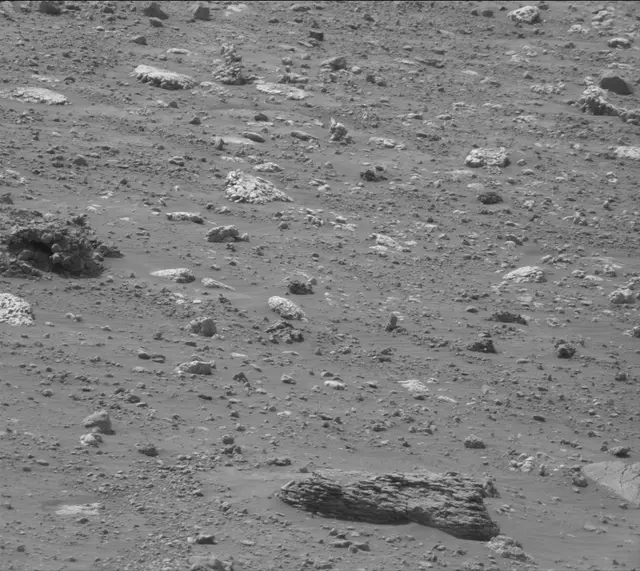 Sol 4213: Mast Camera (Mastcam)
