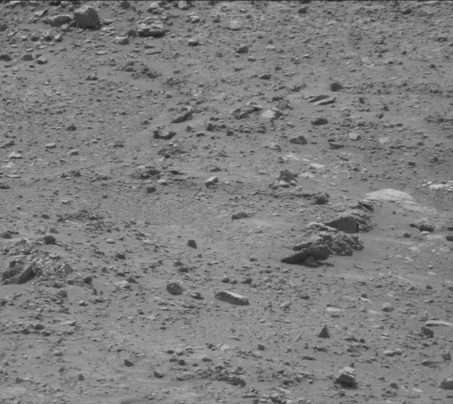 Sol 4213: Mast Camera (Mastcam)