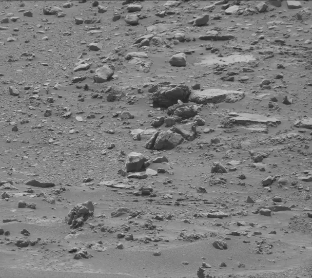 Sol 4213: Mast Camera (Mastcam)