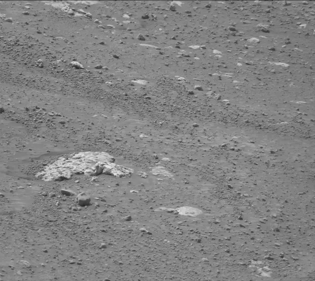 Sol 4213: Mast Camera (Mastcam)