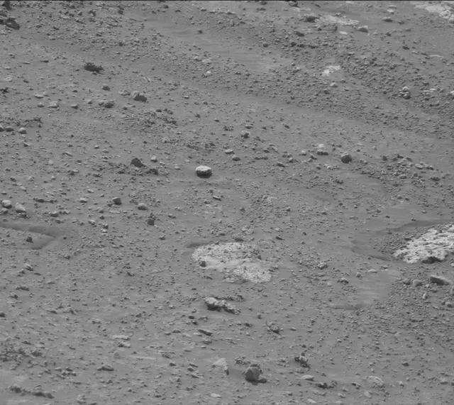 Sol 4213: Mast Camera (Mastcam)