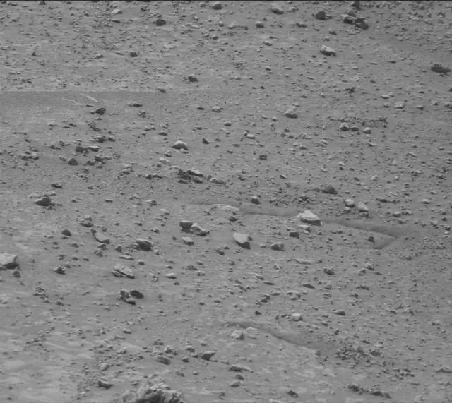 Sol 4213: Mast Camera (Mastcam)